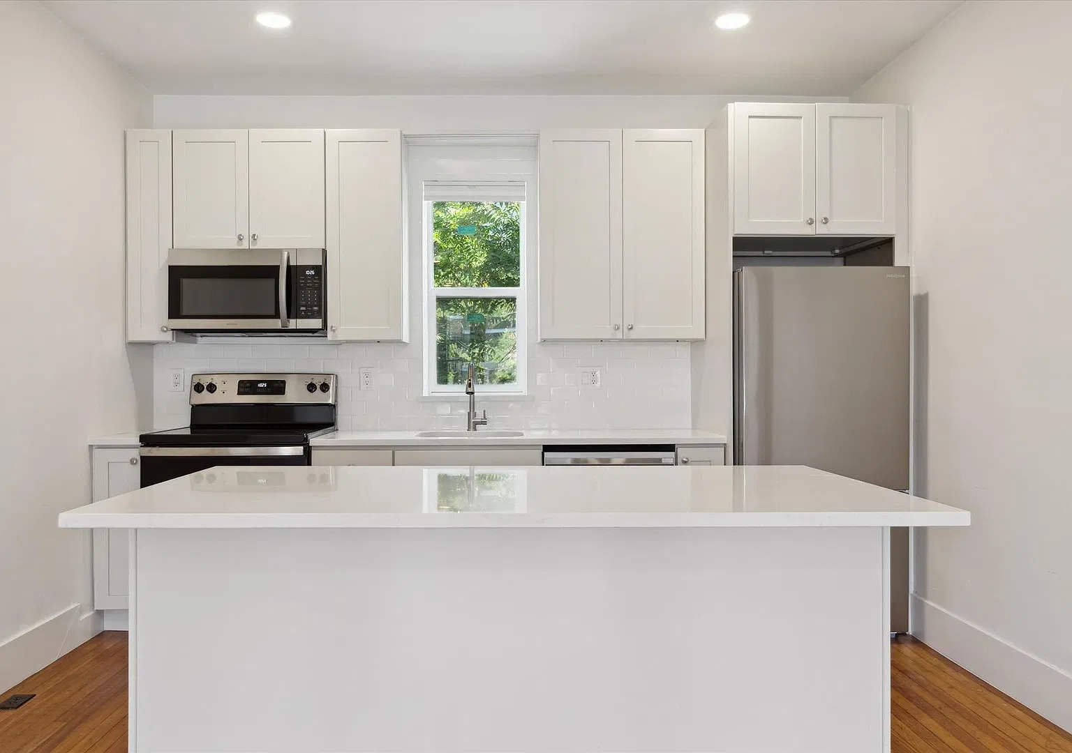 Lincoln Park Townhomes — Photo 4