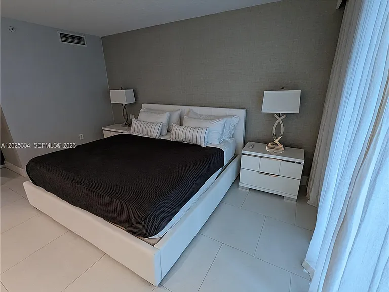 2101 Brickell Ave #1104 — Photo 5