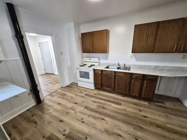 210-212 Adams Ave - 212 1/2