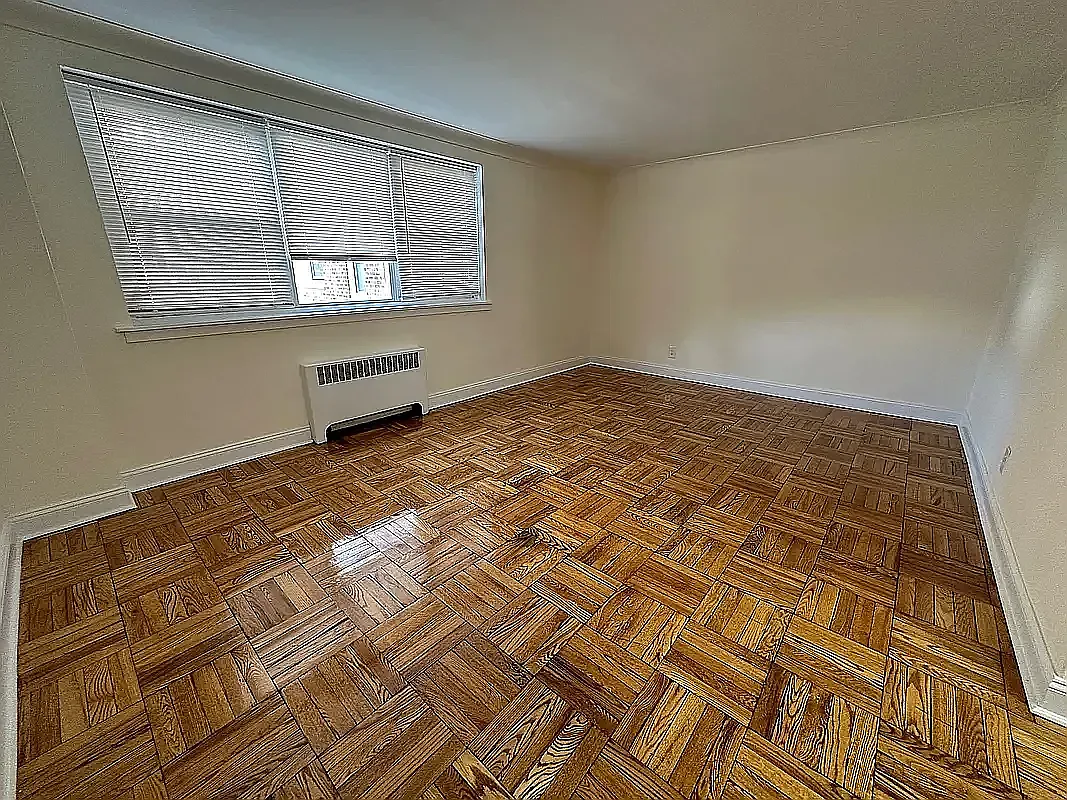 164-20 Highland Avenue — Photo 2