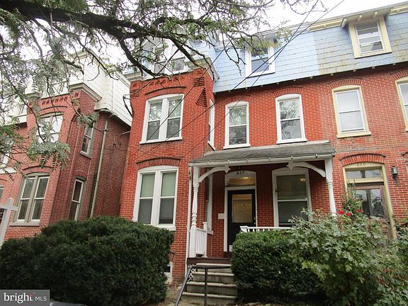 3rd image of 827 N Jackson St