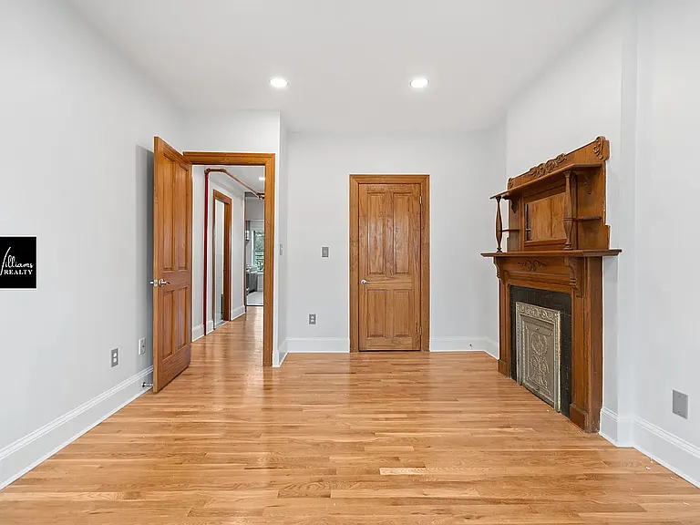 126 Bainbridge St #4 — Photo 16