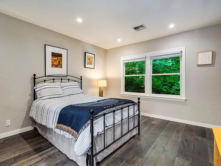 850 Conn Valley Rd — Photo 12