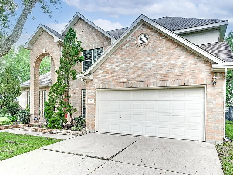 10103 Cottonwood Canyon Dr — Photo 2