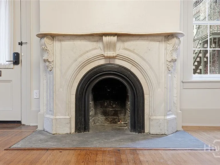 E McDonough St — Photo 17