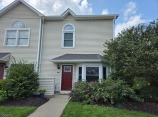 628 Faulkner Dr, Hackettstown, NJ