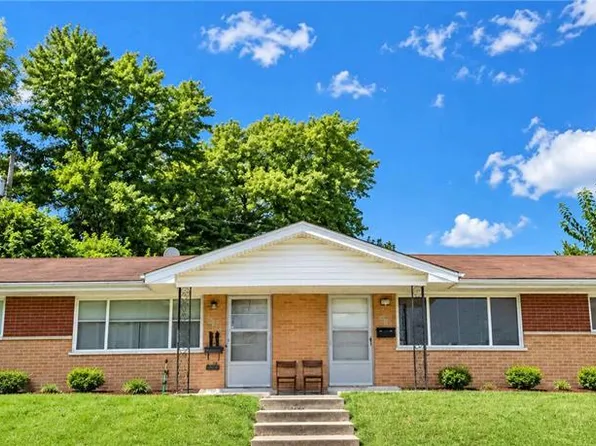 417-419 S Cadillac Dr, Saint Charles, MO 63301