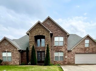 3200 Robbins Dr, Bryant, AR 72022