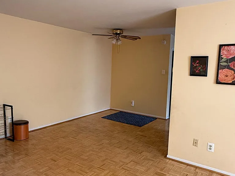 9921 Bustleton Ave — Photo 3