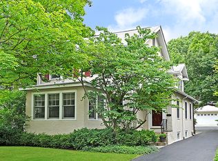 985 Spruce St, Winnetka, IL 60093