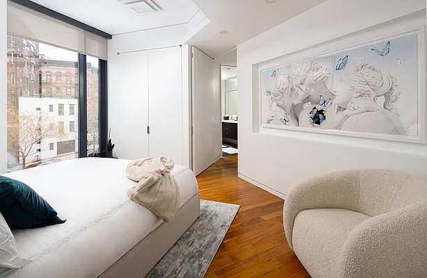 Rented by 18 REALTY | media 22