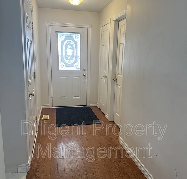 157 Milroy Dr #PROPERTY — Photo 5