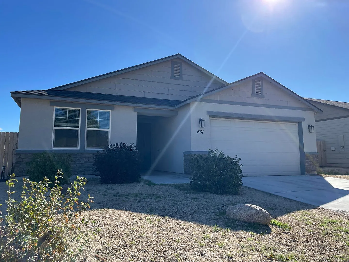4 Bedroom, 2 Bath, Single Story — Photo 1