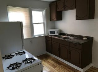 747 S 23rd St APT 4, Milwaukee, WI 53204