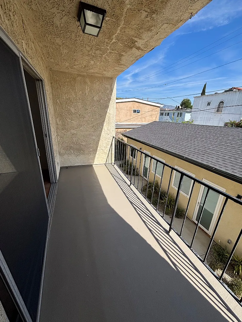 2050 Meridian Ave - 7 — Photo 3