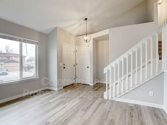 5th image of 472 N 21st Ave