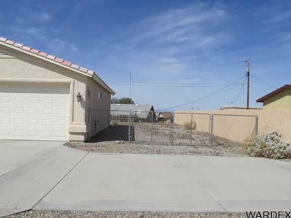 2nd image of 3332 Sand Piper Dr