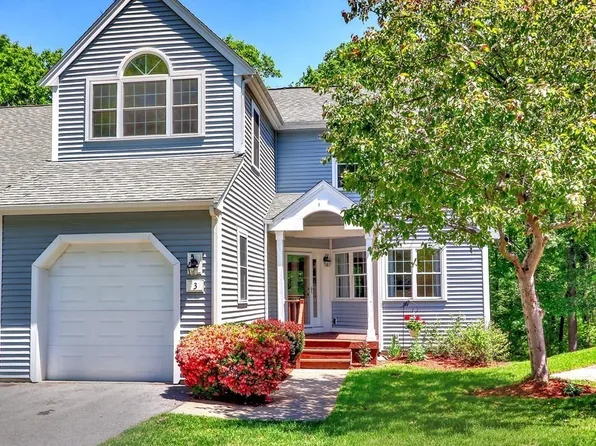 3 Arbor Ct Unit 3, Burlington, MA 01803