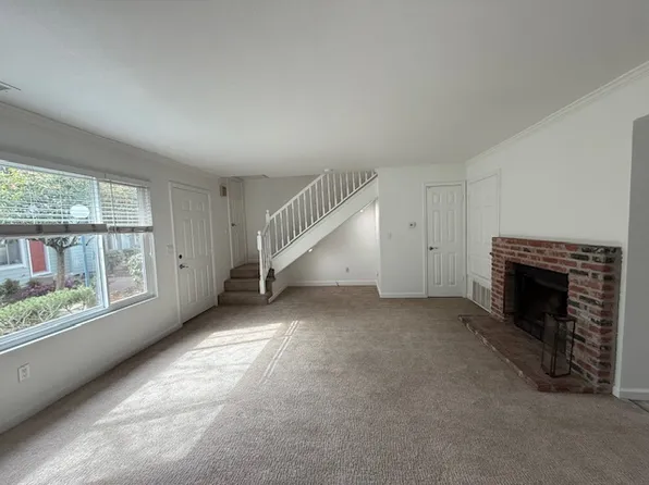 344 Harvest Ln, Santa Rosa, CA 95401