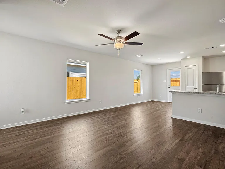 10430 Red Cardinal Dr — Photo 6