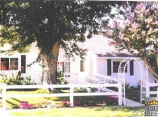 15743 Covello St, Van Nuys, CA 91406