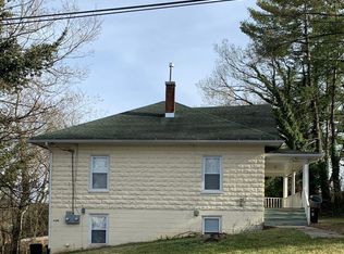 215 N Lewis St, Lexington, VA 24450