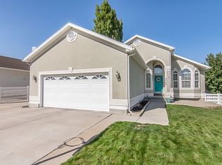 5746 W Premier Ln, Riverton, UT 84096