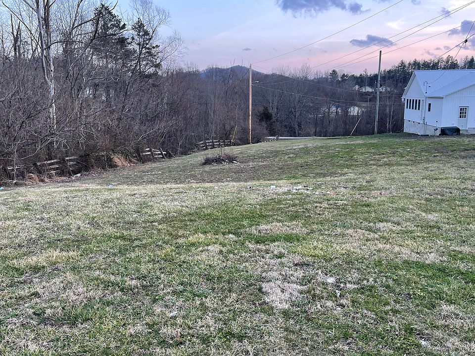 2nd image of LOT Eleven Meadows Trl