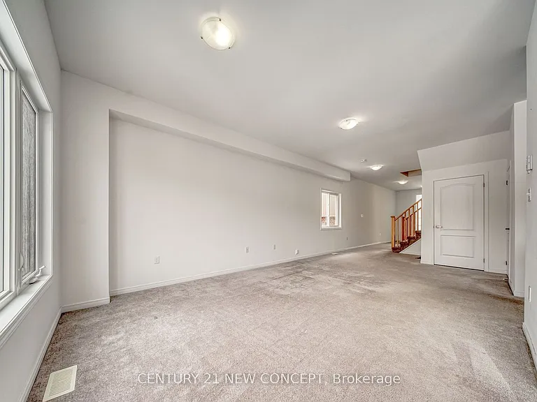170 Diana Dr — Photo 10