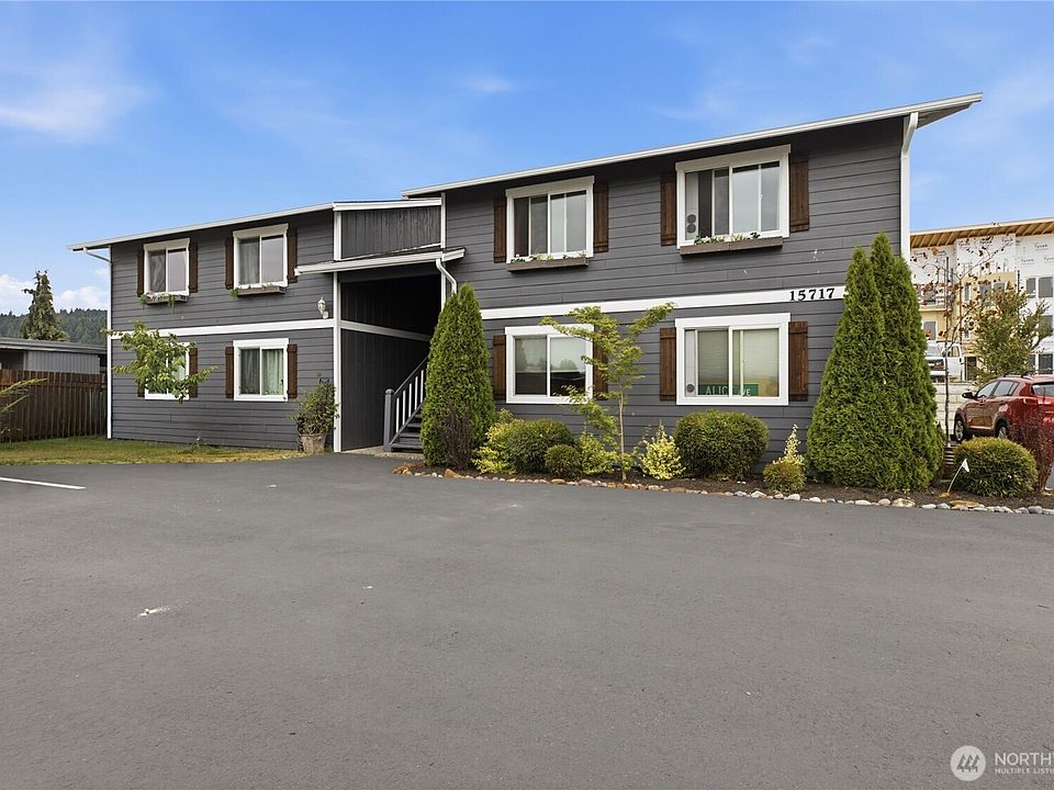 1st image of 15717 63rd Court St E #1-4