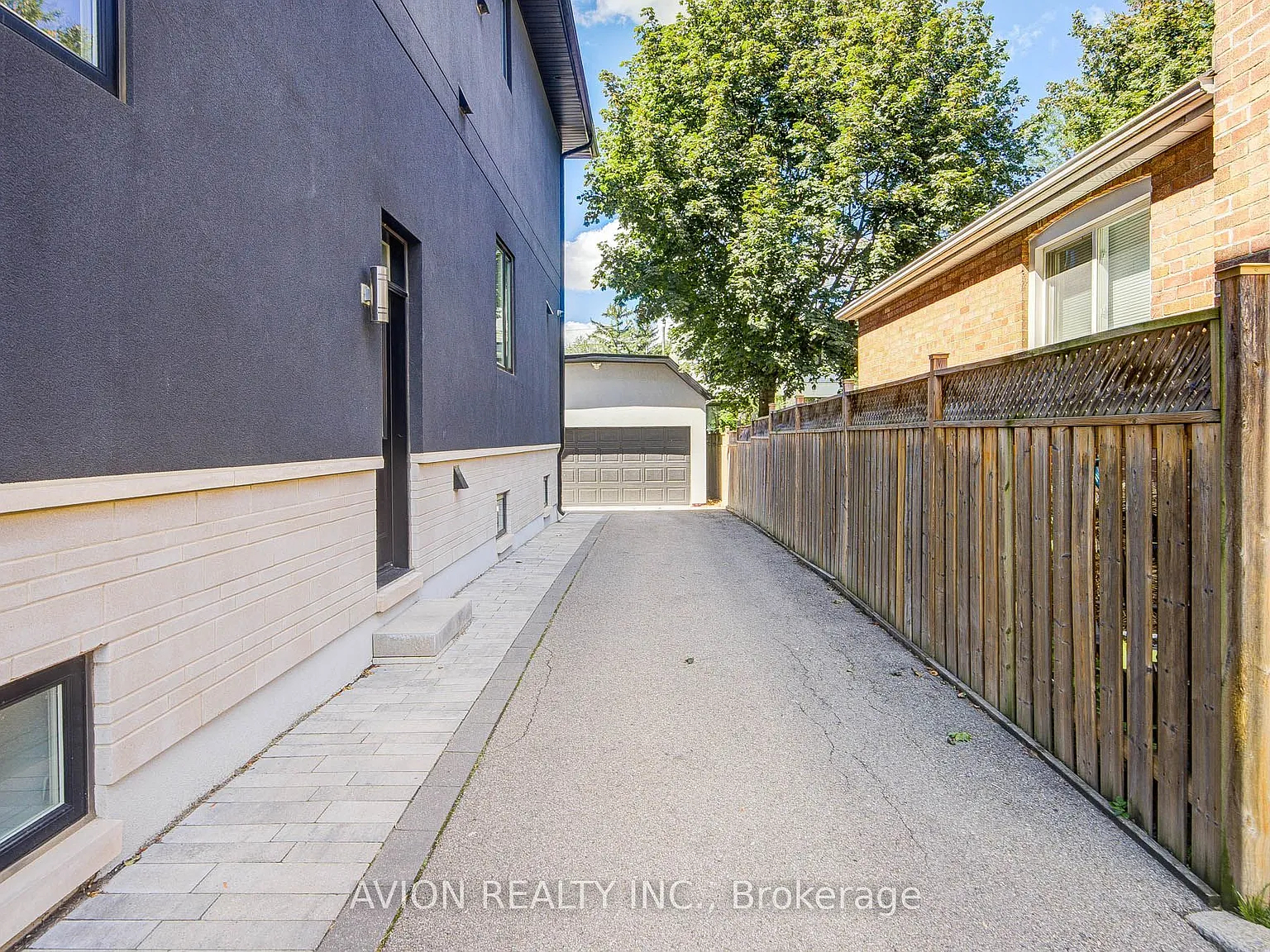 2 bed, $1,900 — Photo 3