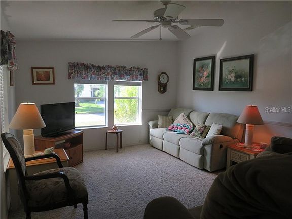 5th image of 8454 Kinglet Dr