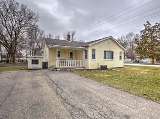 302 S Elwood St, Forsyth, IL 62535