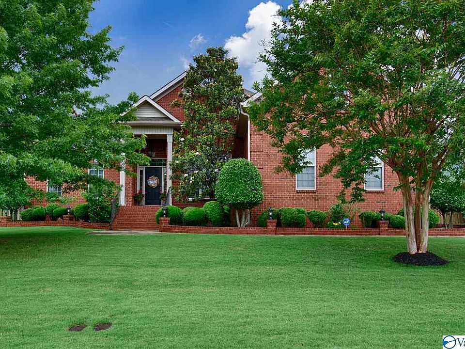 1st image of 6709 Mountain Ledge Dr SE