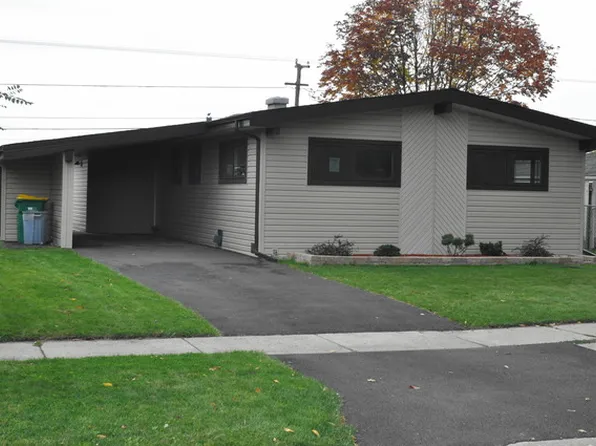 50 W Jeffrey Ave, Wheeling, IL 60090