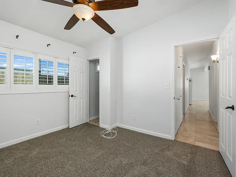 749 Oneonta Ave — Photo 9