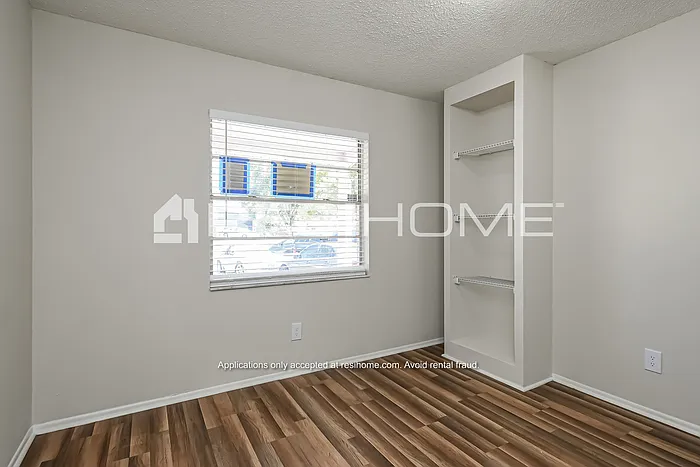 3848 Beachman Dr — Photo 12