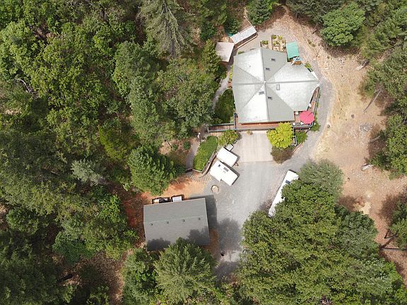 3rd image of 856 Greentree Loop