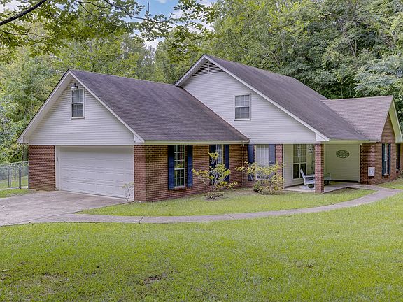 3rd image of 407 Silver Creek Dr