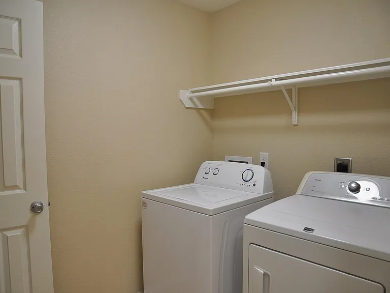 16025 Summerville Lake Dr — Photo 22
