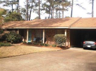 810 Briarwood Dr, Jackson, MS 39211