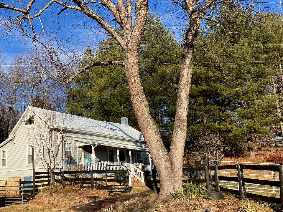 1st image of 507 Rockfish Orchard Dr