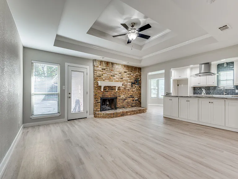 2020 Normandy Dr — Photo 13