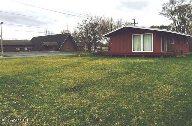 1st image of 296 Eloise Dr