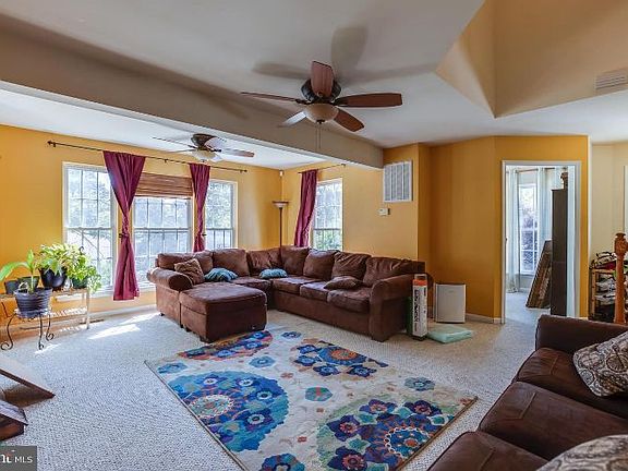 2nd image of 435 Butternut Dr