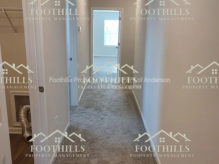 145 Adger Rd — Photo 7