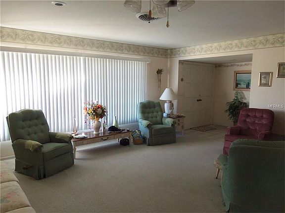 3rd image of 360 Sunnyside Dr