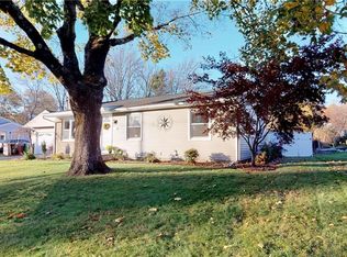 68 Nimitz Rd, Woonsocket, RI 02895