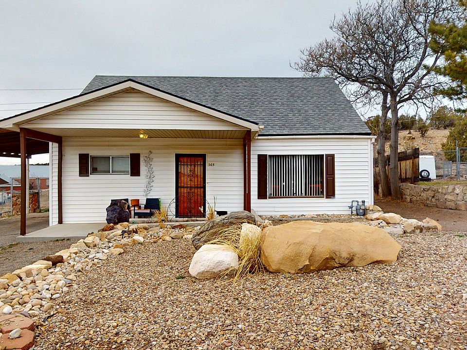 1st image of 365 Edgehill Dr