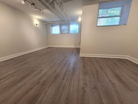 3rd image of 4715 N Washtenaw Ave #G